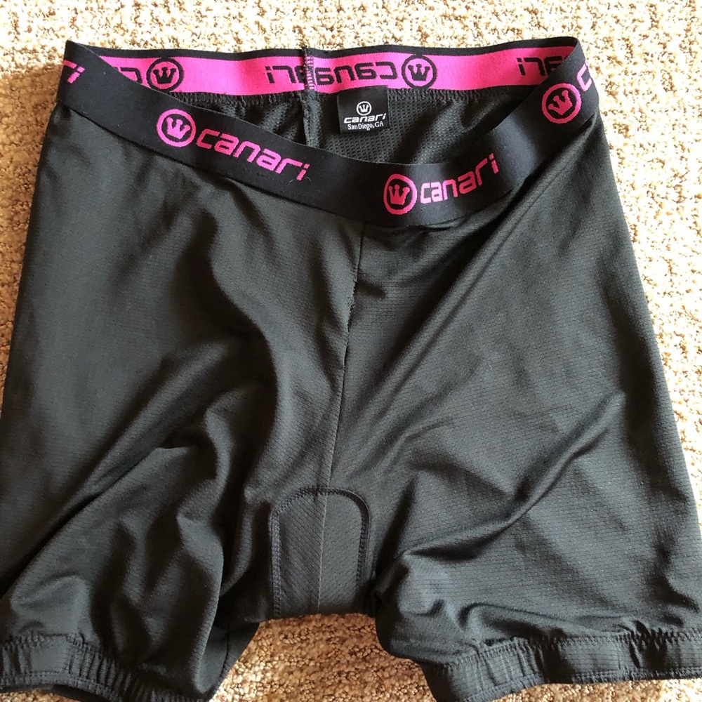 Canari, Ladies bike shorts, 2 pair